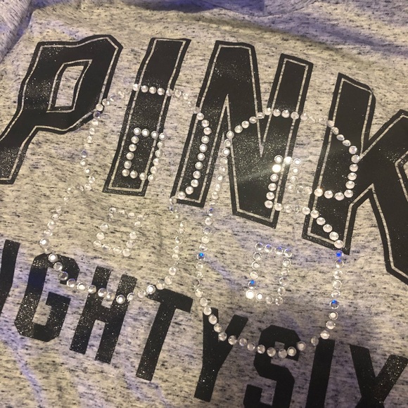 Victoria’s Secret PINK tee - Picture 2 of 2